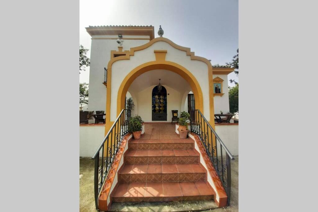 Вилла Cortijo San Jose Севилья Экстерьер фото