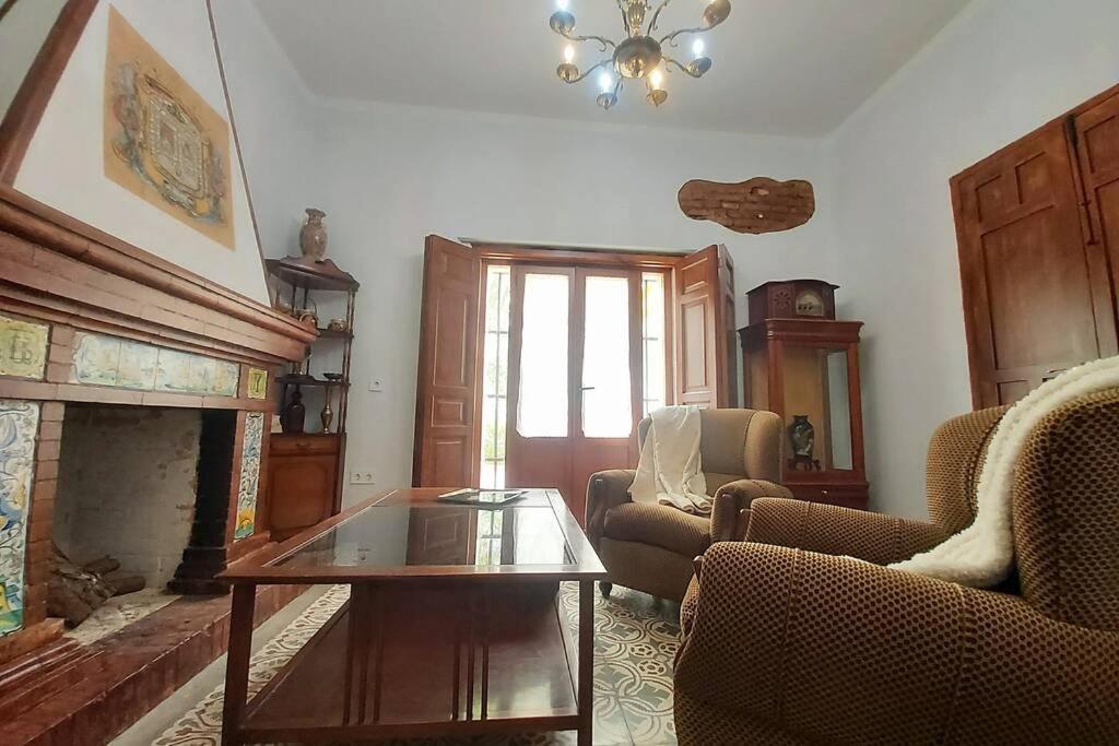 Вилла Cortijo San Jose Севилья Экстерьер фото