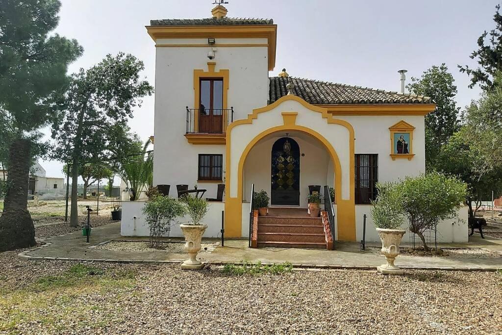 Вилла Cortijo San Jose Севилья Экстерьер фото