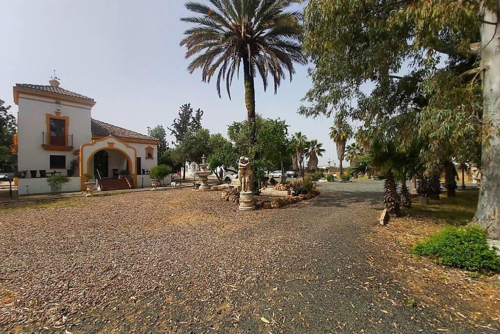 Вилла Cortijo San Jose Севилья Экстерьер фото