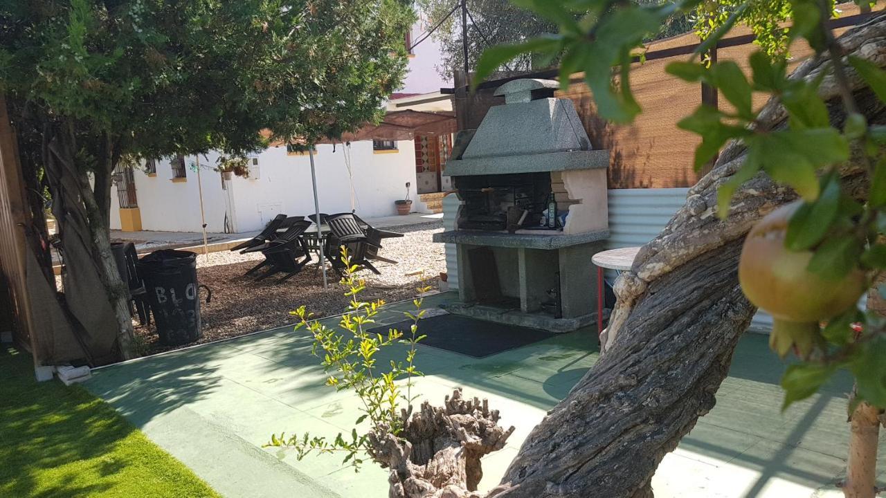 Вилла Cortijo San Jose Севилья Экстерьер фото